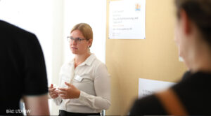 Rebecca Fleißner, Referentin in der Abteilung Informationsfreiheit des LfDI, stellt die aktuelle Rechtsprechung zur Informationsfreiheit vor.